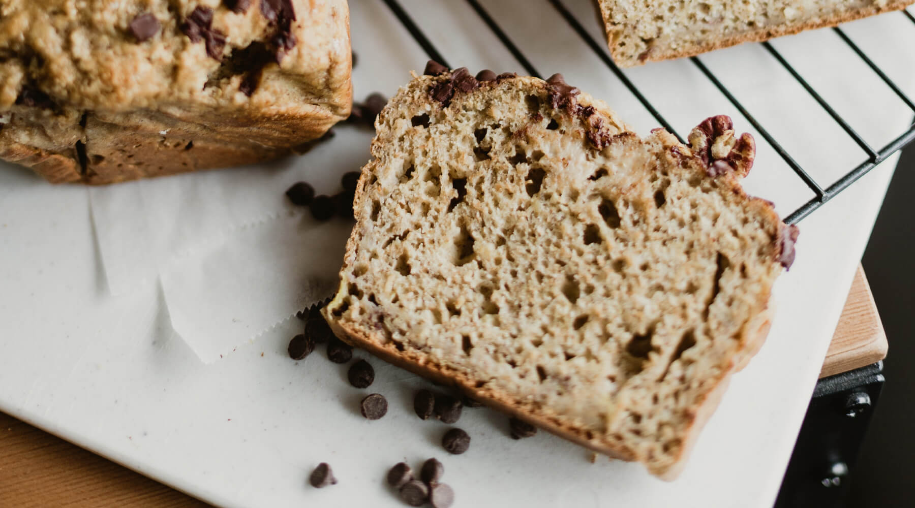 Crunchy and Sweet Baked Banana Bread with Pecan and Chocolate Drops Recipe for a Delicious Snack or Dessert